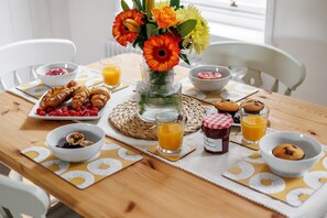 Breakfast meal