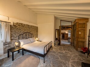 Master Bedroom in the Parlour Cottage Ventry County Kerry