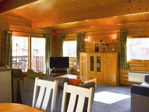 Open plan living space | Red Kite Lodge, Kenwick, near Louth