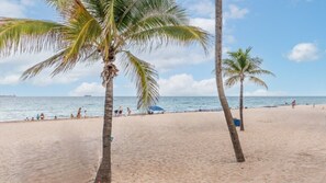 Marriott's BeachPlace Towers_5.jpg