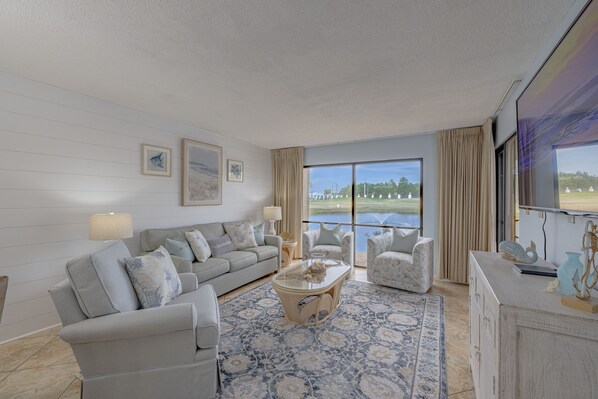 Welcome to " Almost Heaven" Villa @ Edgewater Beach Resort. This 2 Bedroom, 2 Bath Condo: sleeps 8