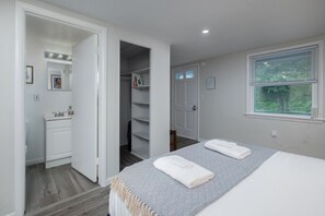 Queen Bed