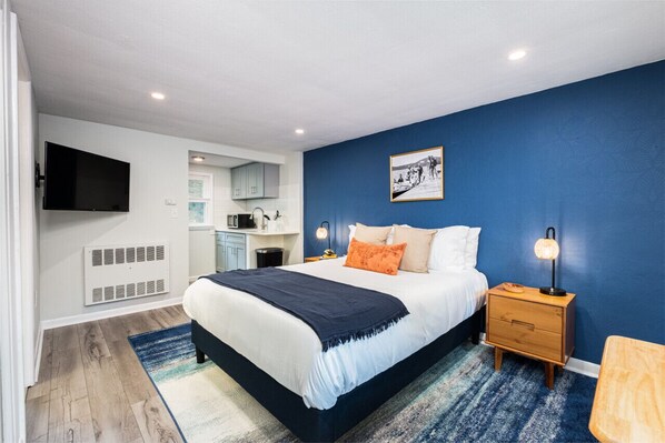 Queen Bed