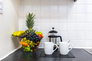Alimentos y bebidas
