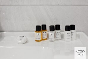 Bathroom amenities