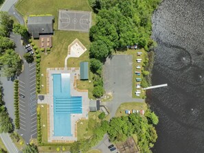Seasonal Community pool
