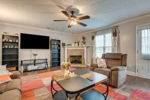 Living Area | Smart TV | Fireplace | 1st Floor