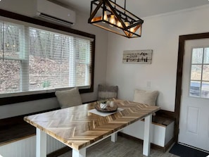 Breakfast nook!