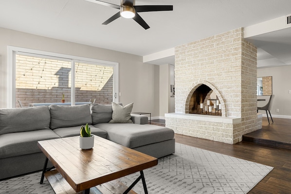 Open floorplan connects the living room, dining room and kitchen