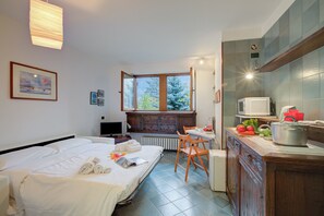 Living and dining room