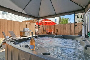 Hot tub