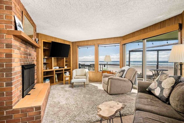 Welcome to Ocean's Edge Escape. We hope we get to host you at this Rockaway Beach rental. Please reach out with any questions.