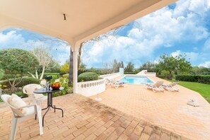 Terrasse / Balkon