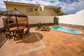 Holiday Home Swimming Pool