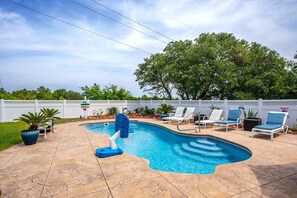 8-web-or-mls-402-Gone-Coastal-5