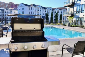 Weber Gas Grill, Gas Fire-Pit & POOL!
