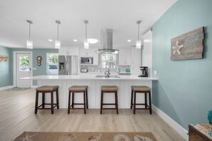 Breakfast bar for easy mornings