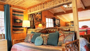 Cabin 3 Living Room
