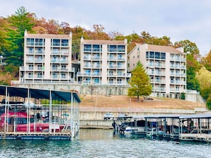 Experience lakefront luxury with all the comforts of home in this charming condo overlooking the water.