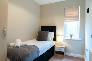 Single Bedroom - Room 4 