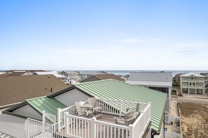 Beach/ocean view