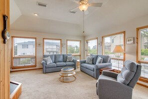 Top Level Living Area