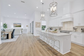 2nd Floor - Great Room