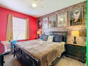 King bedroom featuring a magical Harry Potter theme, perfect for fans of all ages!