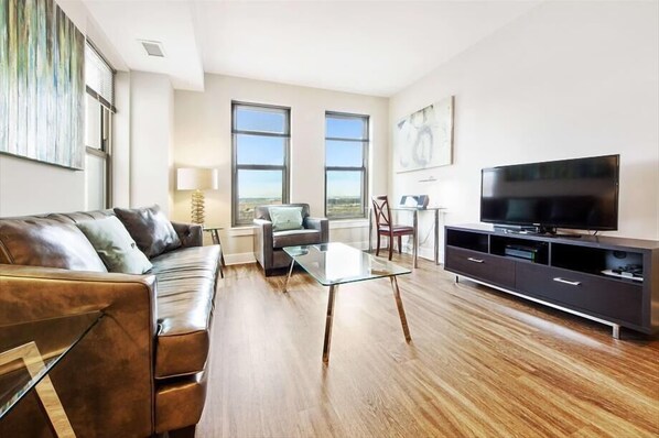 South Arlington Arlington 1 Bedroom Living Room