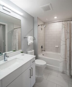 Bethesda 2 Bedroom Bathroom