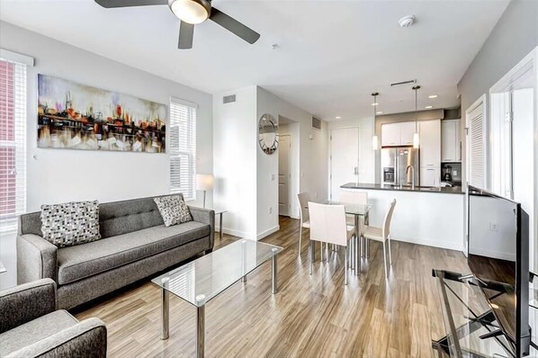 Midtown East New York 1 Bedroom Living Room