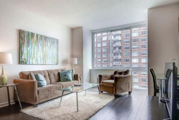 Jersey City 1 Bedroom Living Room