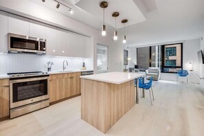 Noma Washington 2 Bedroom Kitchen