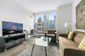 Midtown East New York 1 Bedroom Living Room