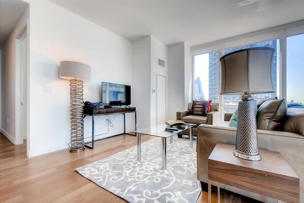 Midtown West New York 1 Bedroom Deluxe Living Room