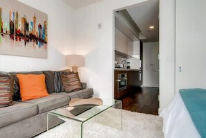 Midtown West New York Studio Living Room