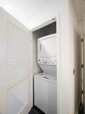 Herndon/Reston Reston 2 Bedroom Misc.