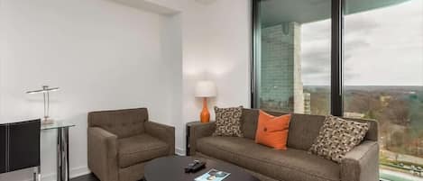Herndon/Reston Reston 2 Bedroom Living Room