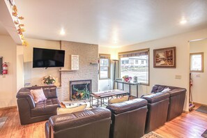 Living Room | Smart TV | 2nd Floor