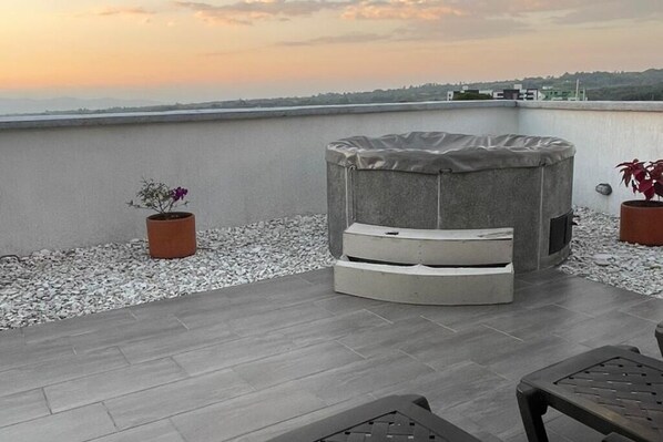 Terassi/patio