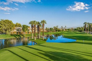 Marriott's Desert Springs Villas_2.jpg