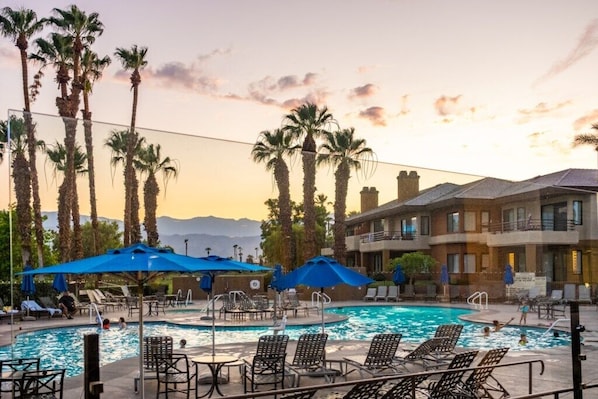 1 Marriott's Desert Springs Villas - pool (4).jpg