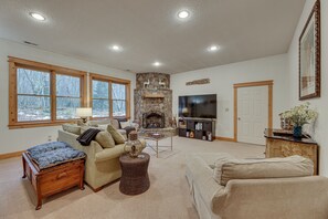 Basement Living Room | Lower Level | Fireplace | Smart TV | Board Games