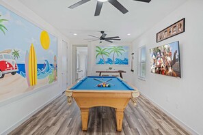 Spielezimmer