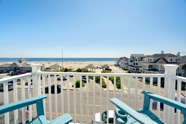 Private balcony with ocean views