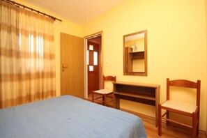 A1 Perga (2): bedroom