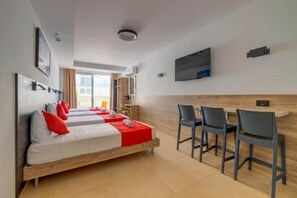 Bed for 4 persons (2)