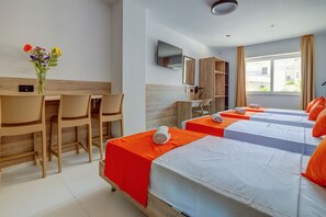 Bedroom (3)