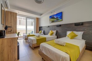 Bedroom/No Kitchen (3)