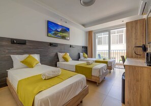 Bedroom/No Kitchen (2)